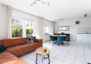 A cozy and nicely decorated holiday home near to the beach, in the home all necessary comforts are present.