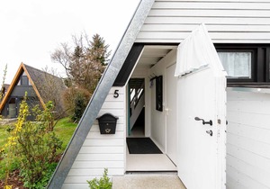 A-frame house (Type 7)