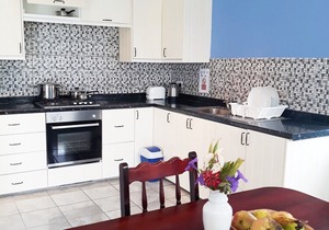 A home from home in the Isle of spice ( 3-7 guests)
