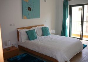 A luxurious 2 bedroom apartment centrally located with communal pools and gym.