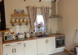 A New U Country Cottage Apartment