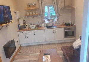 A New U Country Cottage Apartment