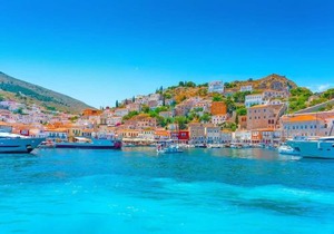 A Sea-licious Vacation - Chic & Style in Hydra