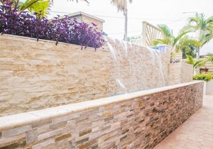 A Total Of 7 Fully Renovated Accommodations In One Complex.