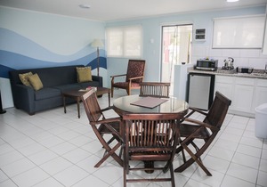 A Total Of 7 Fully Renovated Accommodations In One Complex.