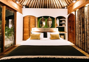 A unique French owned boutique hotel on the paradise island of Gili Trawangan