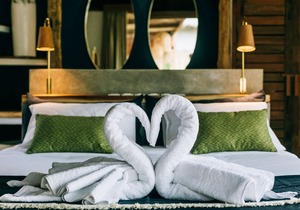 A unique French owned boutique hotel on the paradise island of Gili Trawangan