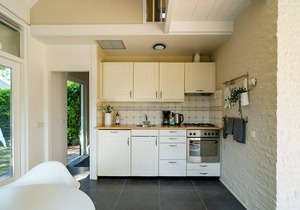 A wonderful holiday accommodation in Park De Toekomst, just 10 minutes by bike from the beaches of Ouddorp.