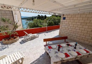 A1-apartment 50m from the beach with the sea view