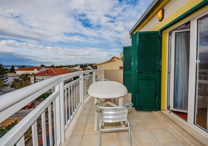 A1 apt with big balcony, sea view, parking and outside fireplace