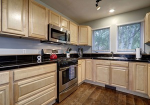 Abby's Mountain View 3 Bedroom 2 Bathrooms Roomy Cottage