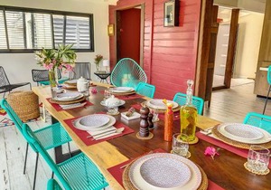 Acacia Secret, 3 min walk from Anse Marcel beach, on the Marina