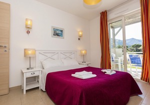 Accès Piscine ! Appartement charmant et équipé 10p
