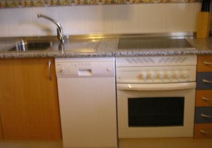 Accommodations in Navaluenga for 4 or 5 people