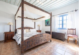 Adamos Hotel Apartments