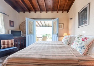 Adamos Hotel Apartments