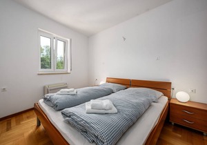 ADRIA house with apartments / Adria APARTMENT B5