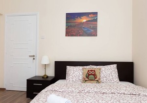 Aladdin's Hostel - Room 12