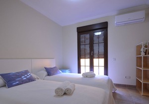 ALBATROS 107 - Two Bedroom Apartment, Sleeps 5