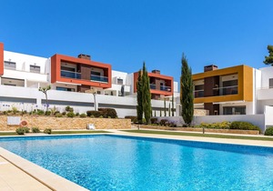 Albufeira Contemporary Apartment by Ideal Homes