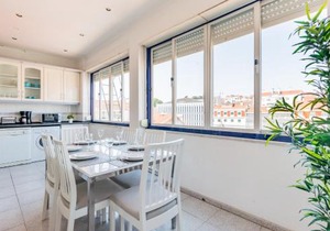 Almirante Home with 3 Bedrooms
