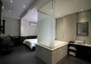 Almond Hotel Busan Station