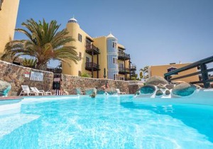 Altamar 53 balcony sea views By CanariasGetaway