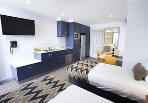 Altitude Motel Apartments