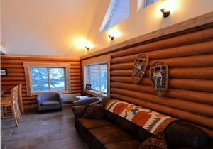 Alyeska Hideaway Log Cabins - Placer Cabin