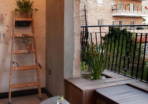 Amazing Apartment In Old Katamon