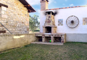 Amazing apartment in Navaluenga with WiFi