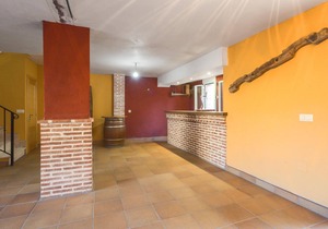 Amazing apartment in Navaluenga with WiFi