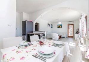 Amazing apartment in Matulji with WiFi