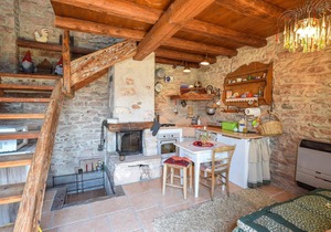 Amazing home in Lamon with WiFi