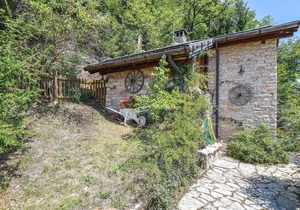 Amazing home in Lamon with WiFi