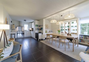 Amazing home in Wemeldinge with WiFi