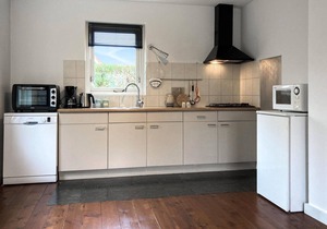Amazing home in Zonnemaire with WiFi