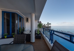 Amazing Sea Views Terrace Apartment with pool