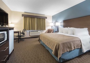 AmericInn by Wyndham Mounds View Minneapolis