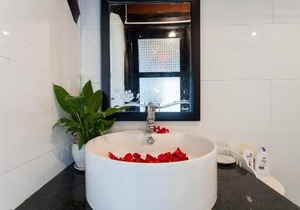 An Bang Stilt House Villa
