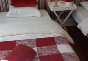 ANGOLA TOP FLOOR This huge apartment is very convenient for both tourists