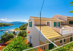 Anna: Walk to Beach, Sea Views, A/C, WiFi, Car Not Required - 3426