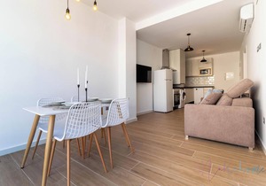 ‘Apartamentos luxury Doña Bella 2D’ with Shared Pool, Wi-Fi, A/C & Terrace