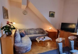 Apartma Vrtnica, Vila Golf