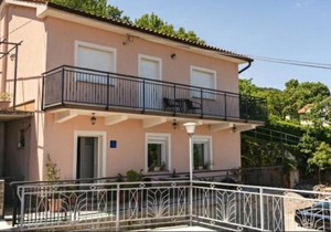 Apartman Bregi*