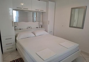 Apartmani Ana-Lora