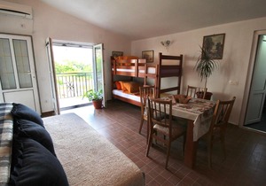 Apartmani Pod lozom Sutomore