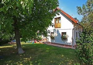 Apartment Juglans 2 in Balatonfured/Balatonakali - 4 persons, 2 bedrooms