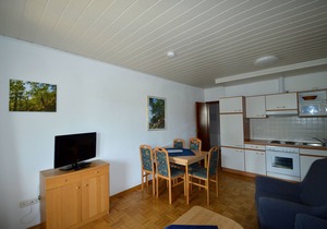 Apartment 1 - Apartments Arrow