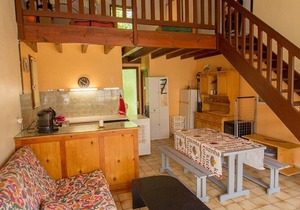 Apartment 1 bedroom and mezzanine 1 km from the lake
